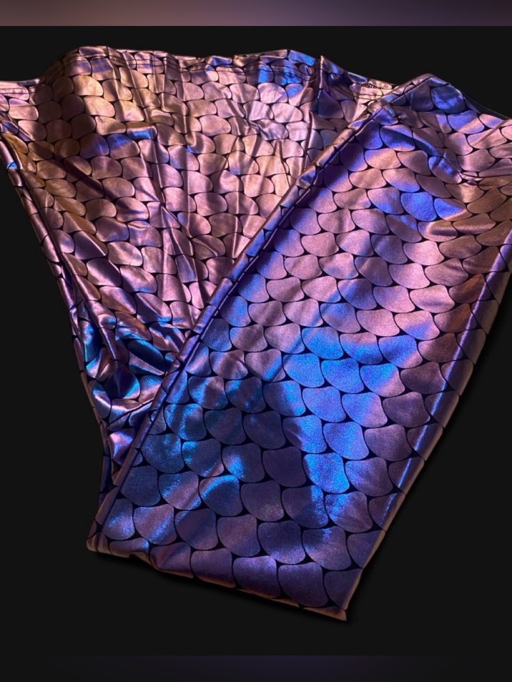 Mermaid Scale BodyCon Skirt Womens Small-Purple/Blue Iridescent w/jewelry